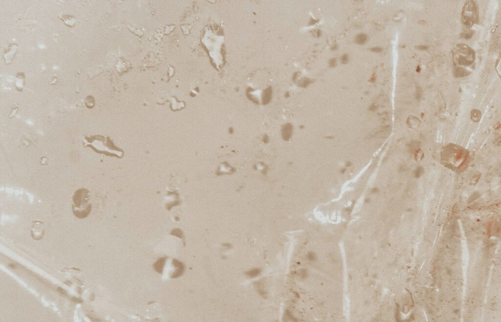 Clear personal care formulation illustrating an application of Lanolin Ethoxylated and its solubilising properties.